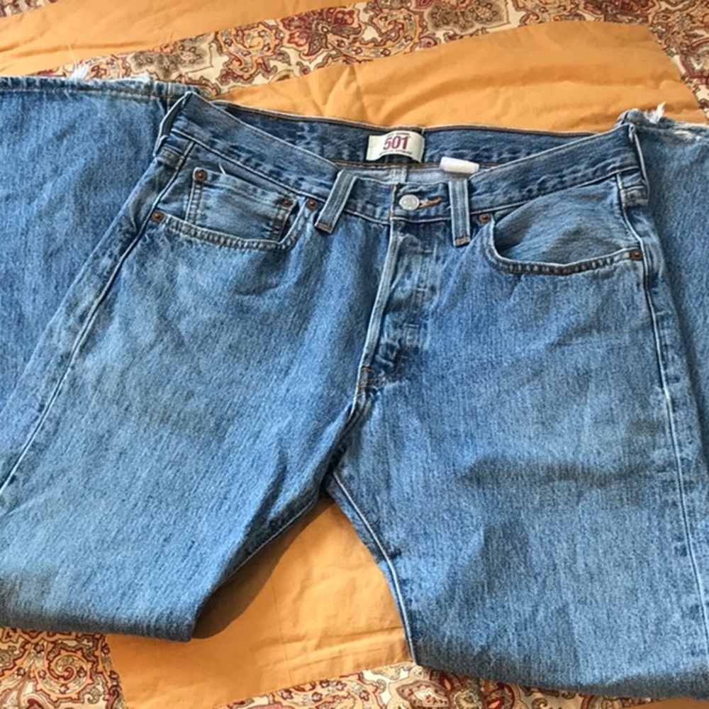 LEVI’S ORIGINAL BUTTON FLY “GUC” 32 x 30